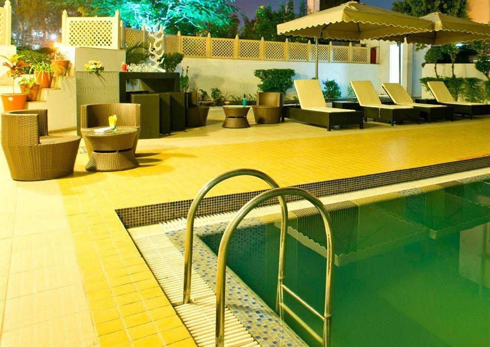 Golden Tulip Udaipur Hotel Exterior photo