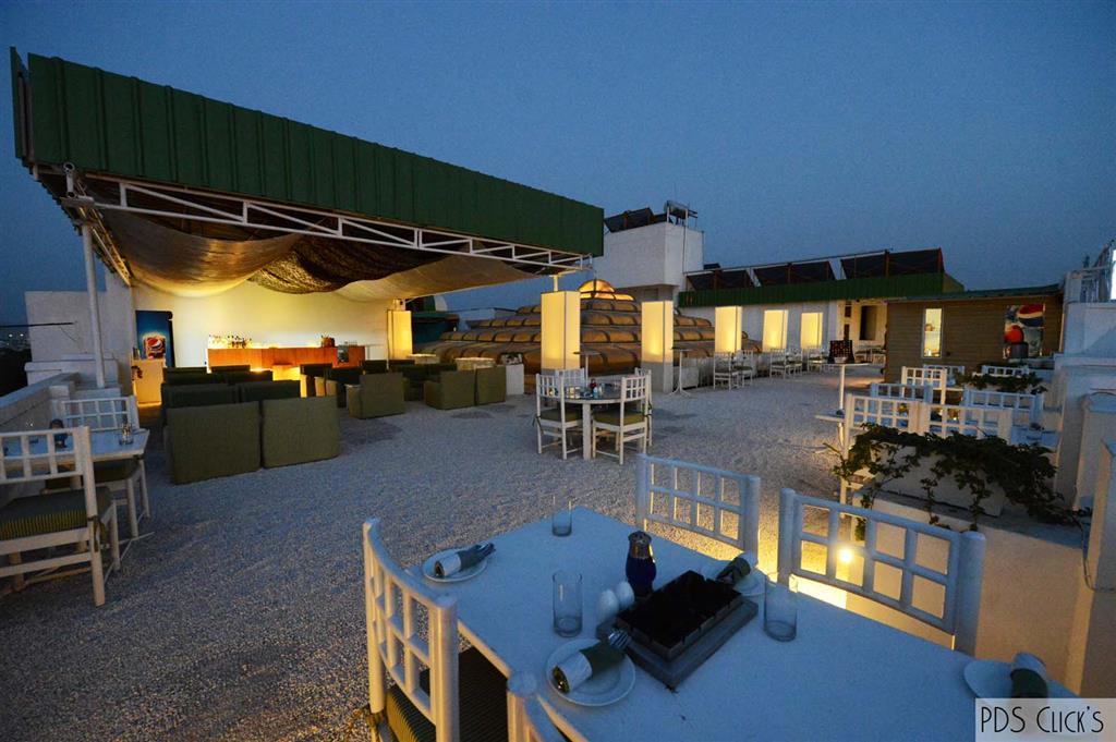 Golden Tulip Udaipur Hotel Restaurant photo