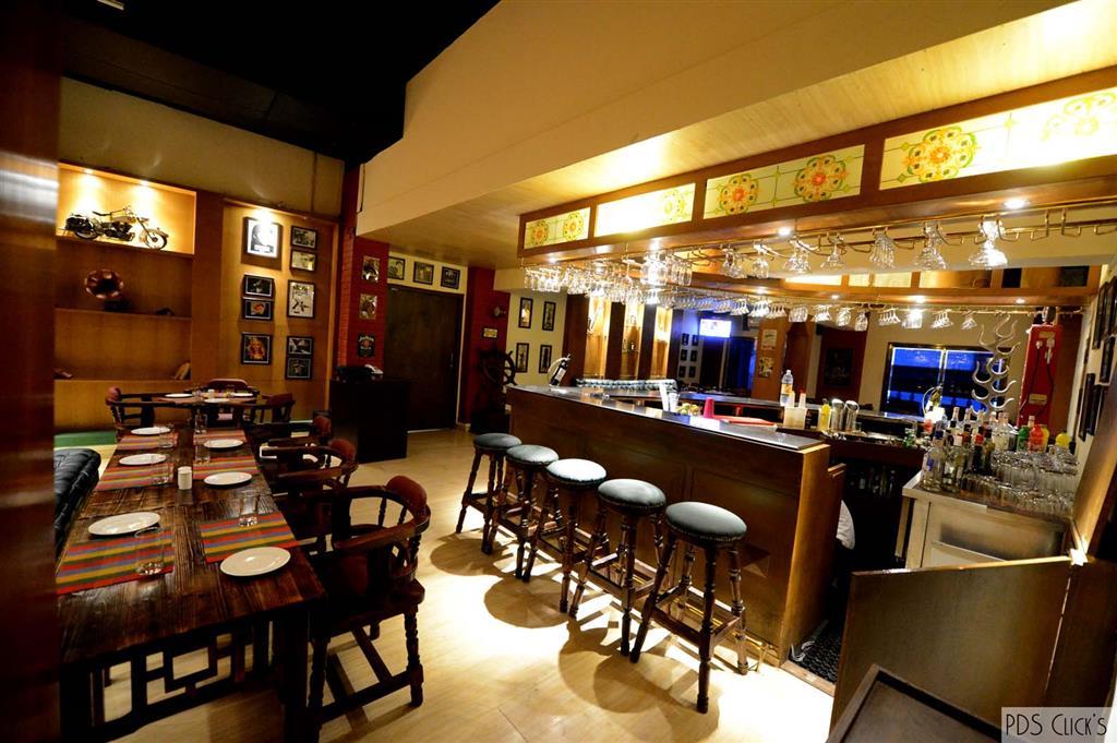 Golden Tulip Udaipur Hotel Restaurant photo