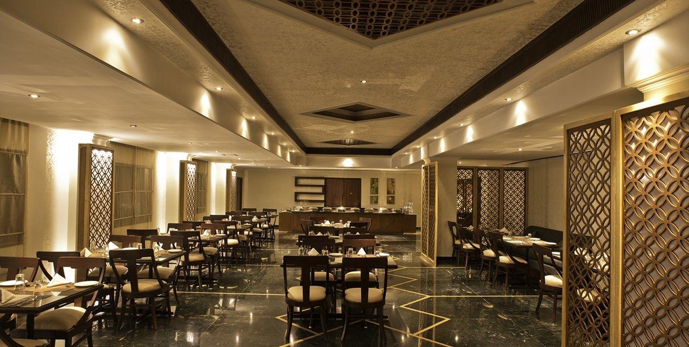 Golden Tulip Udaipur Hotel Exterior photo